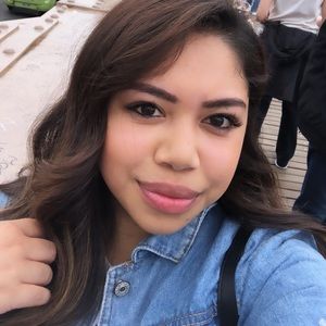 Meet your Posher, Erin